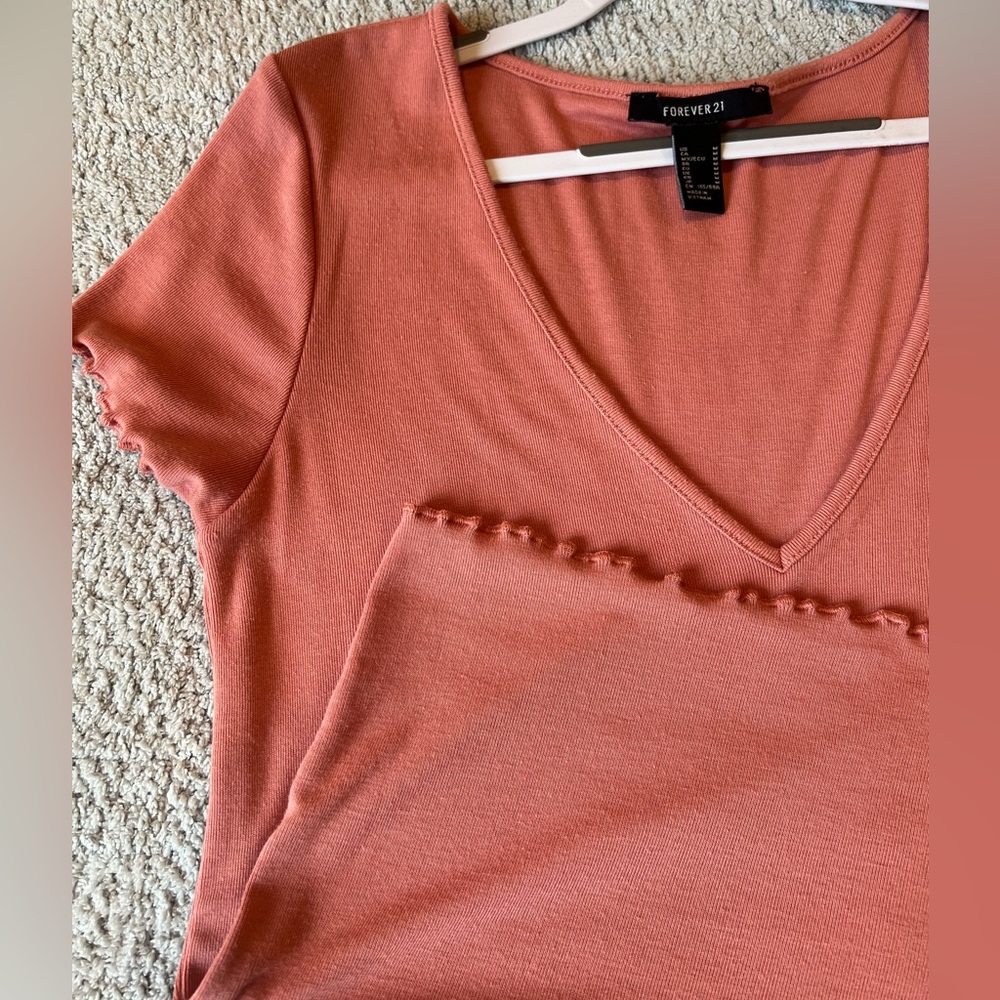 Forever 21 scalloped basic tee
